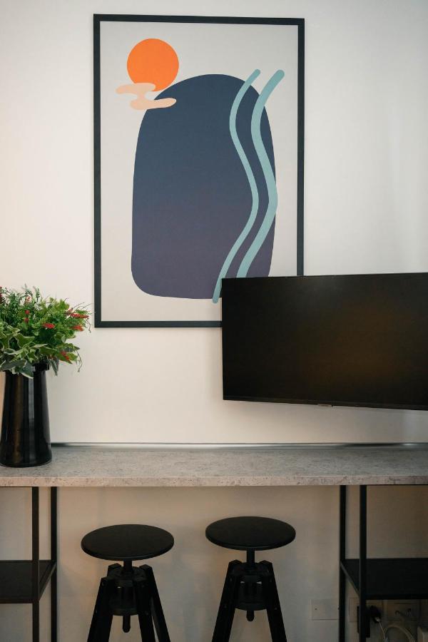 Black Marble - Design Apartment Μπάρι Εξωτερικό φωτογραφία