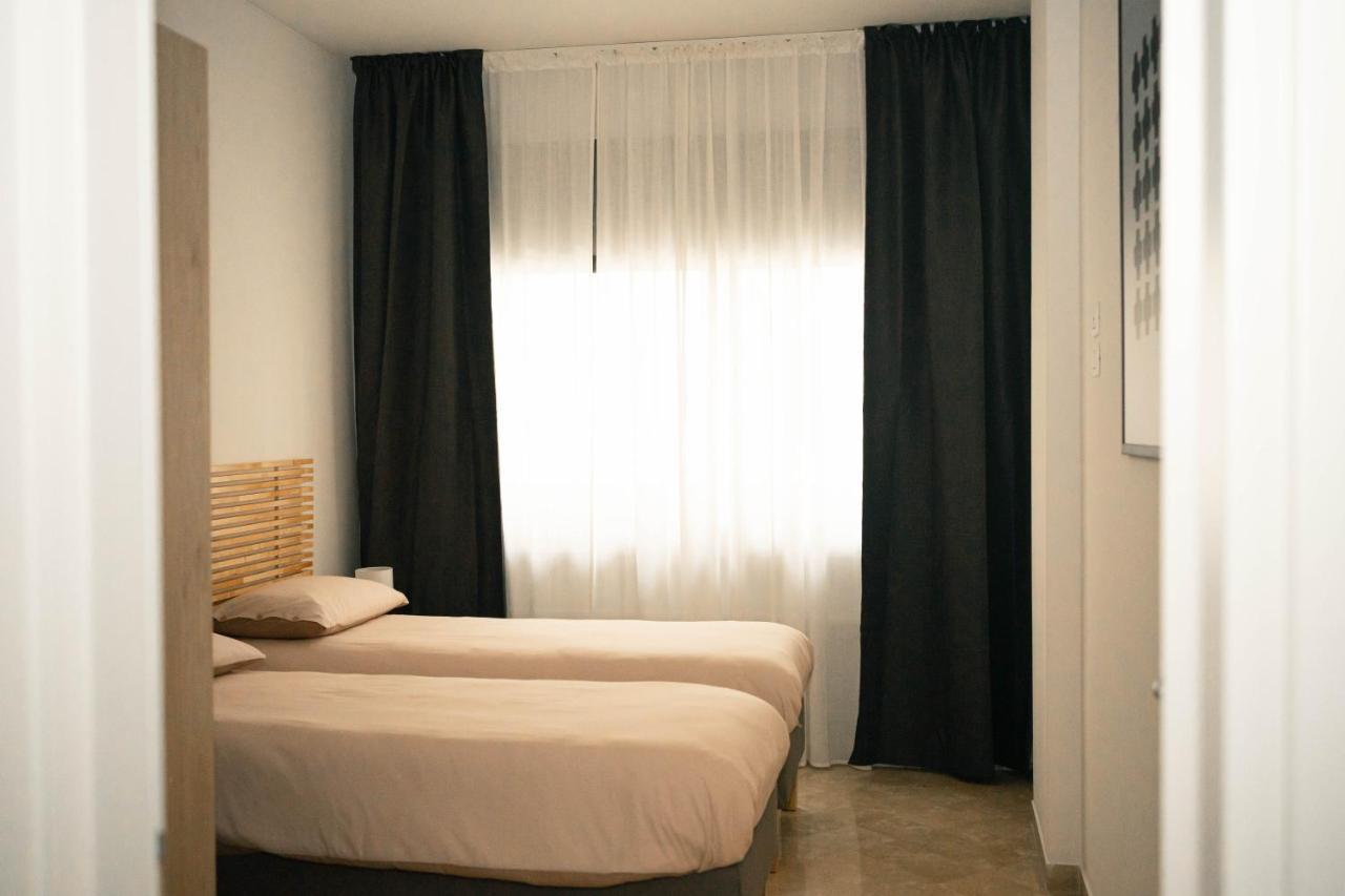 Black Marble - Design Apartment Μπάρι Εξωτερικό φωτογραφία
